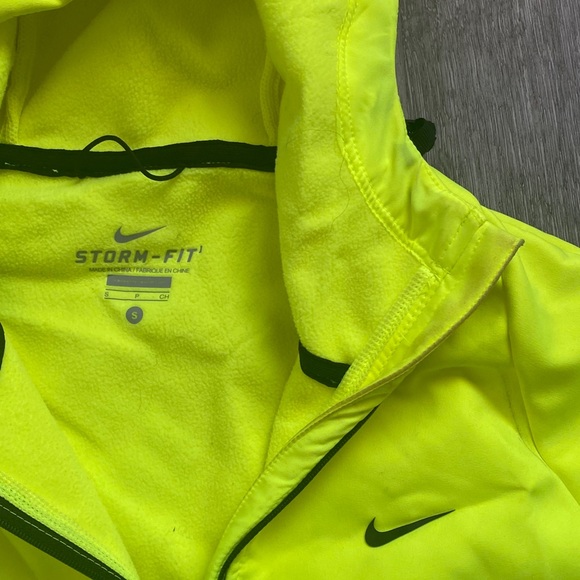 Nike Neon Yellow Storm Fit Jacket - Picture 3 of 3